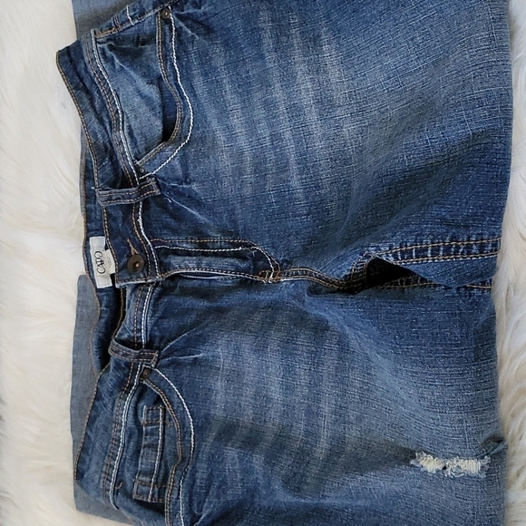 Cato medium wash factory distressed wide faux cuff denim capris - Picture 9 of 15